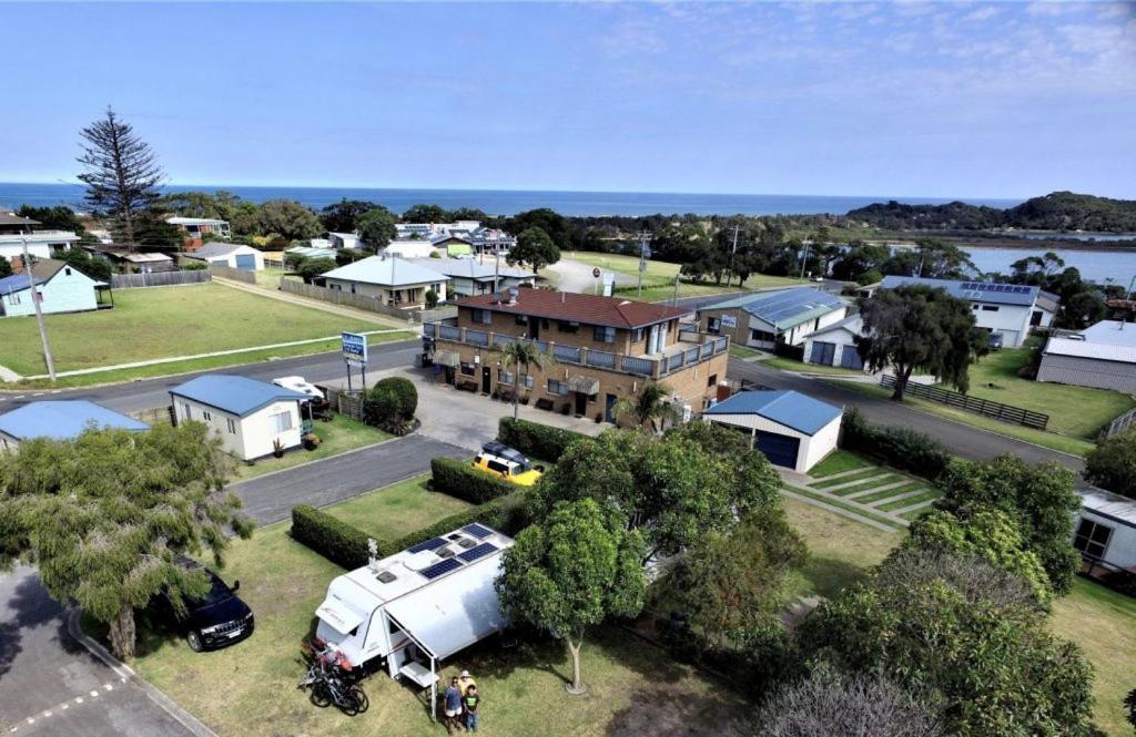 Marlo Caravan Park & Motel エクステリア 写真